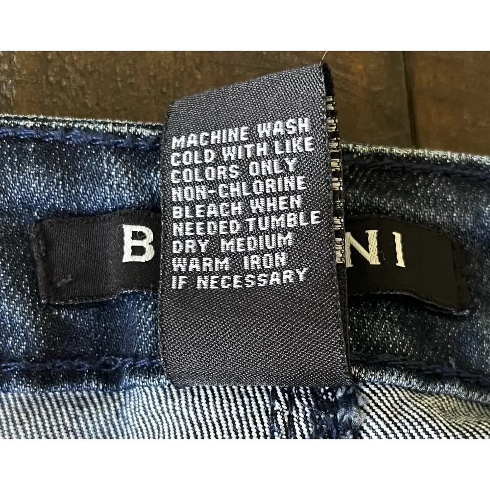 Baccini Women’s Jeans 8P Petite Distressed Embroidered Floral Boho Denim Cuffed - Picture 6 of 16